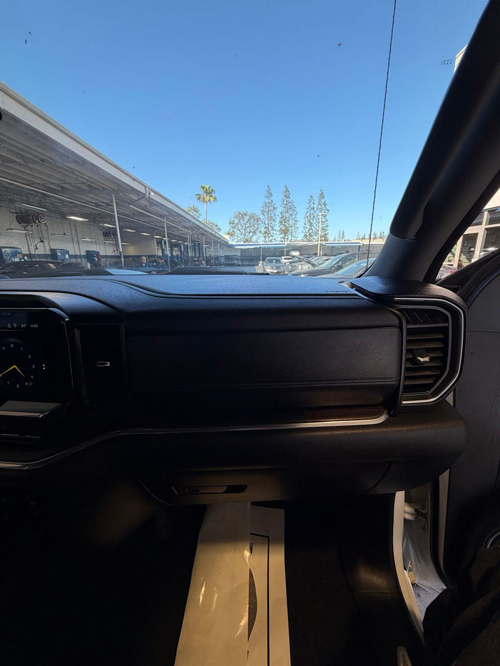 Thumbnail: 2023 Chevrolet Silverado 1500 - 19