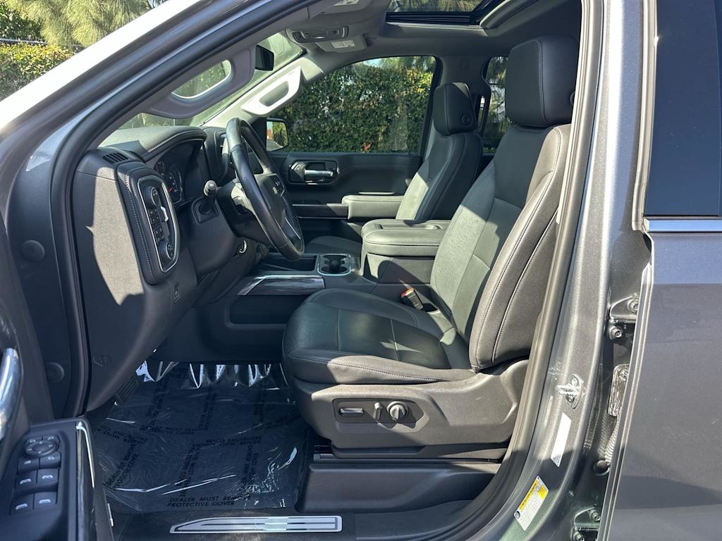 Thumbnail: 2021 Chevrolet Silverado 1500 - 10