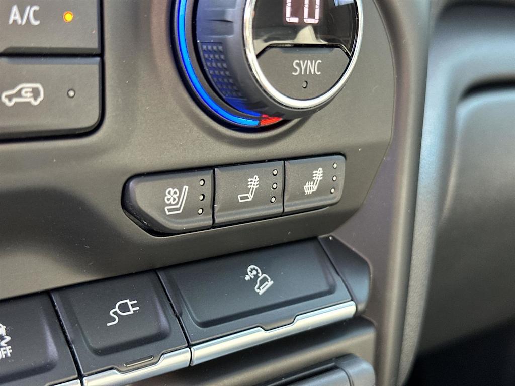 Thumbnail: 2021 Chevrolet Silverado 1500 - 26