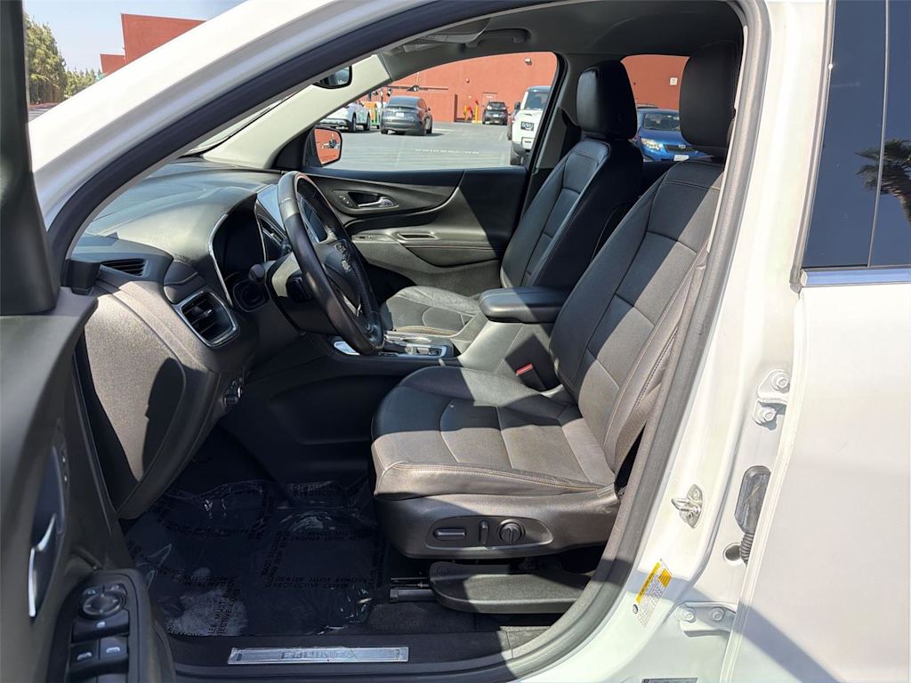 Thumbnail: 2021 Chevrolet Equinox - 11