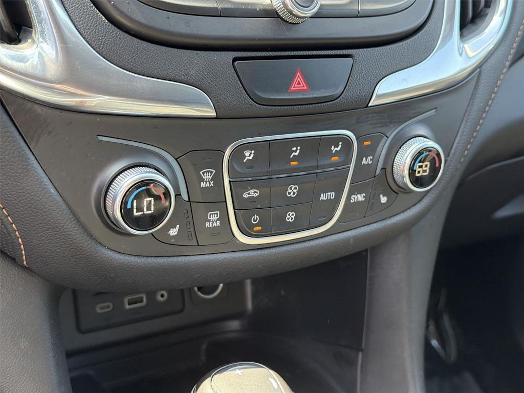 Thumbnail: 2021 Chevrolet Equinox - 29