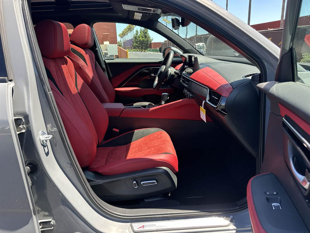 Thumbnail: 2025 Acura ADX - 11