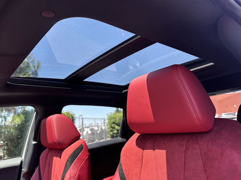 Thumbnail: 2025 Acura ADX - 31