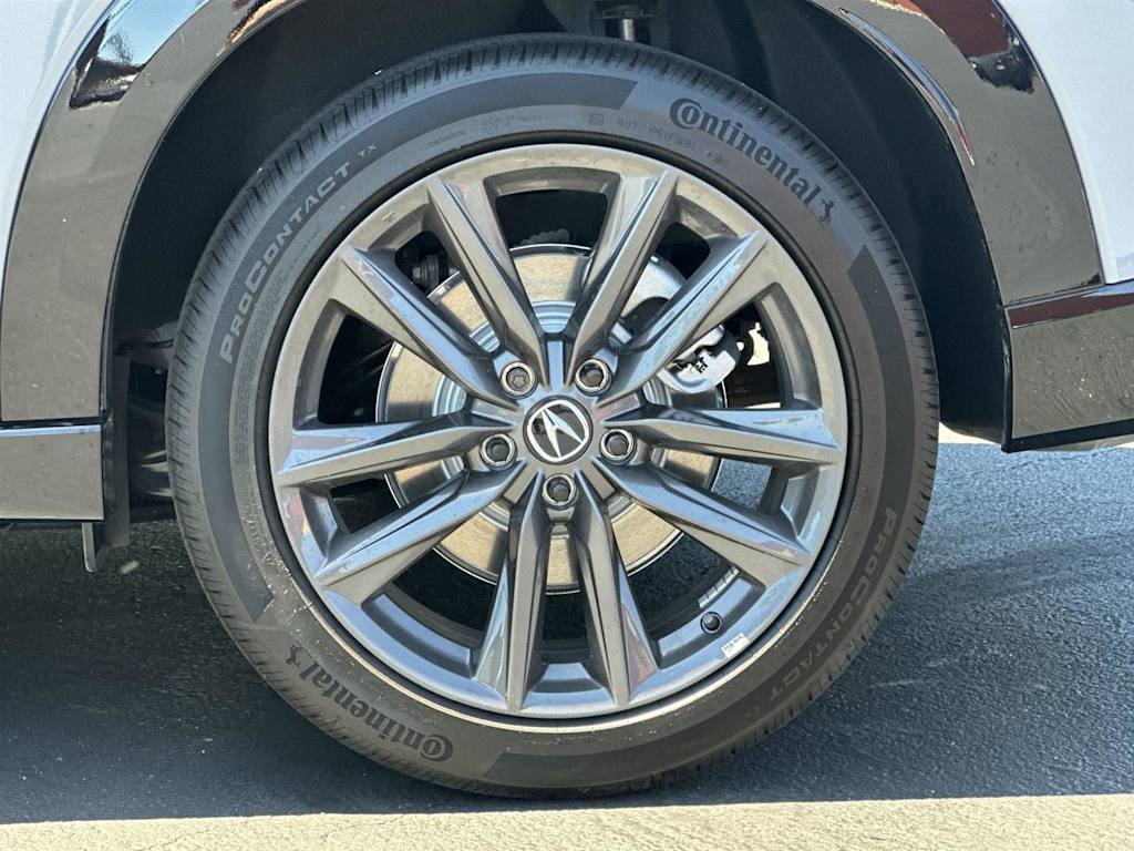 Thumbnail: 2025 Acura ADX - 7