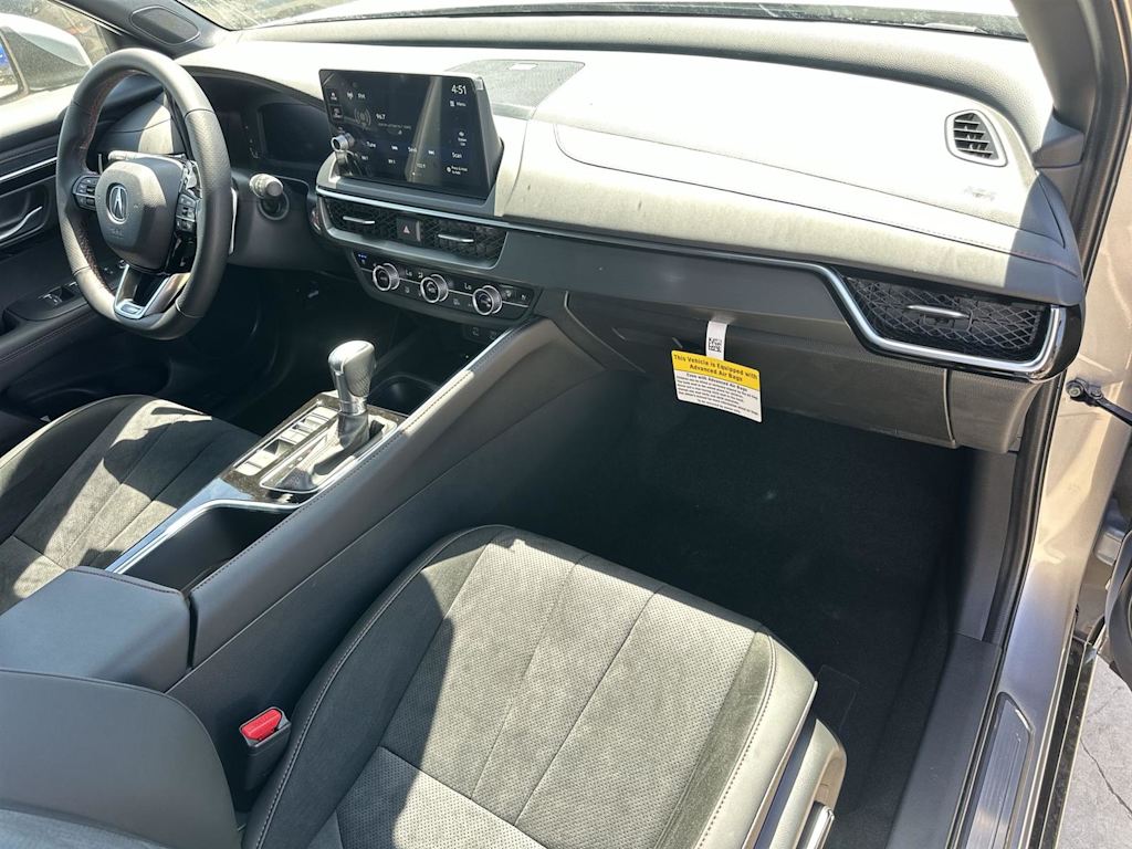 Thumbnail: 2025 Acura ADX - 13