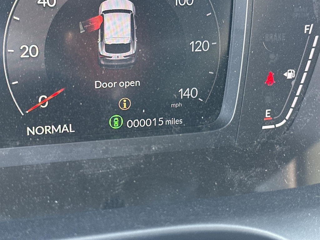 Thumbnail: 2025 Acura ADX - 17