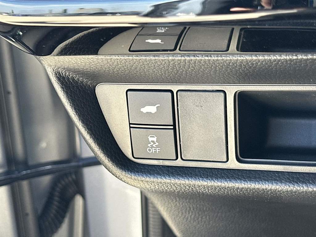 Thumbnail: 2025 Acura ADX - 27