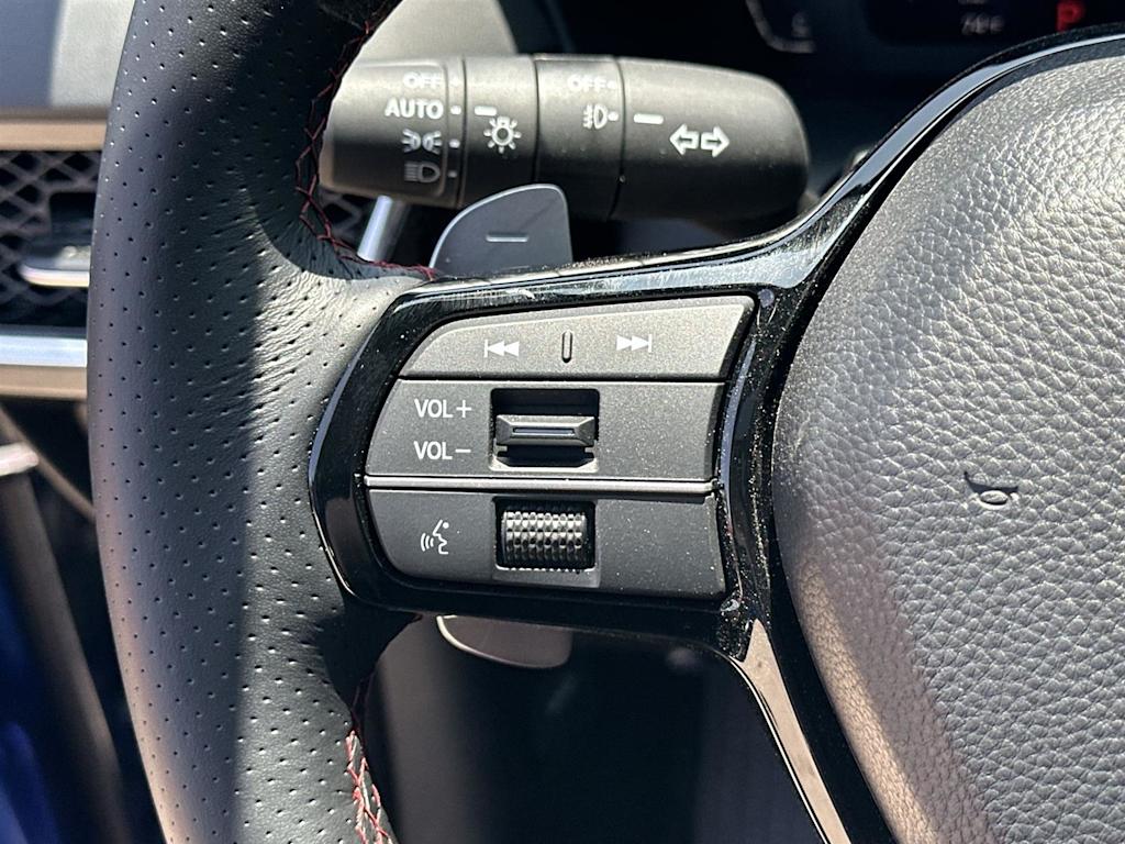 Thumbnail: 2025 Acura ADX - 22