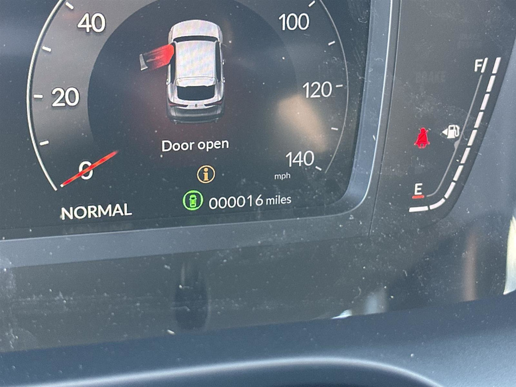 2025 Acura ADX A-SPEC 17