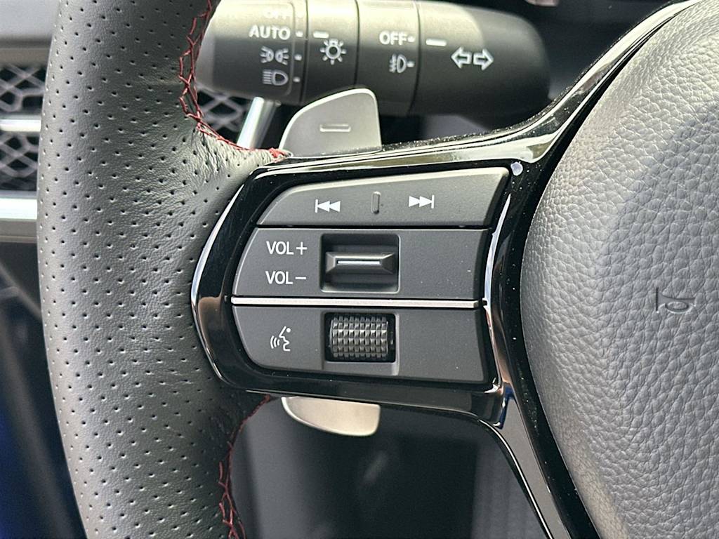 Thumbnail: 2025 Acura ADX - 23