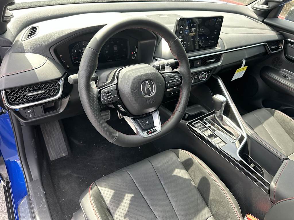 Thumbnail: 2025 Acura ADX - 2