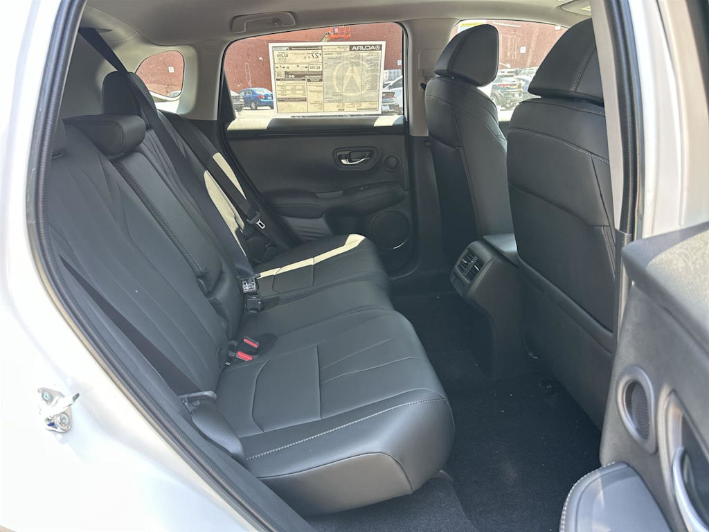 Thumbnail: 2025 Acura ADX - 13