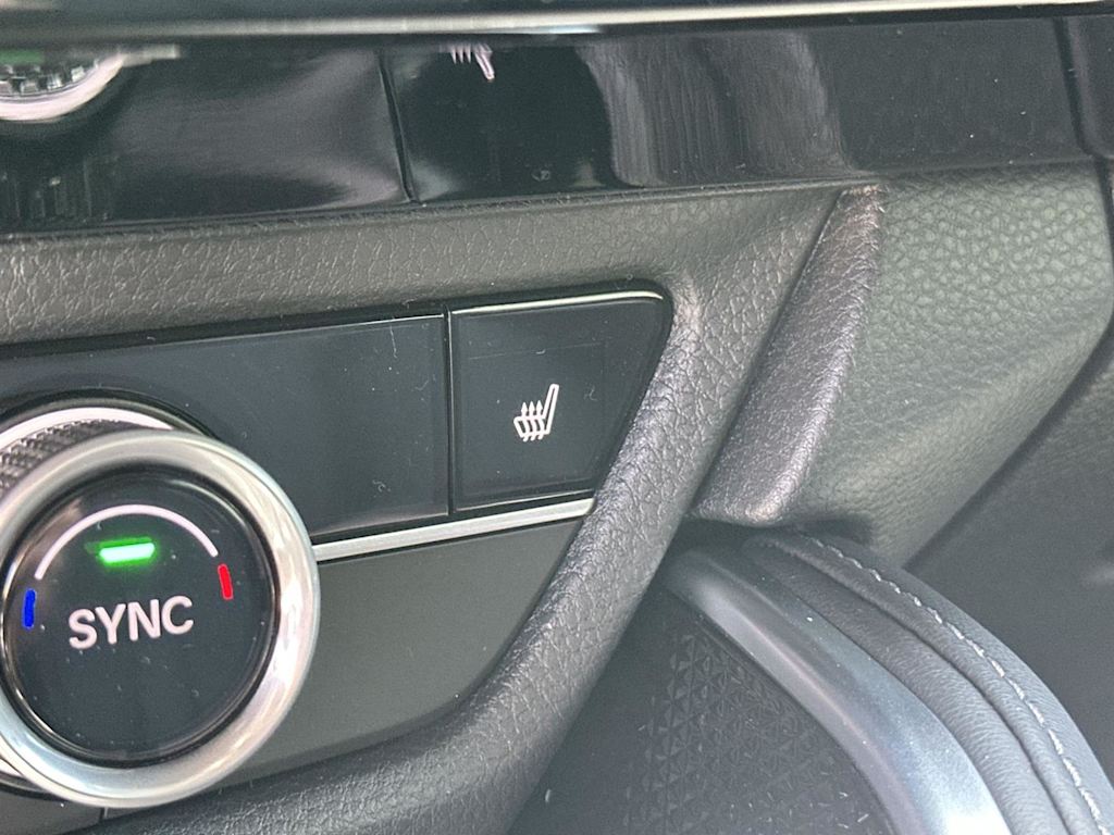 Thumbnail: 2025 Acura ADX - 25