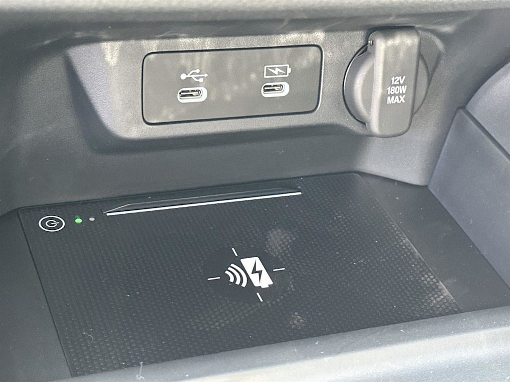 Thumbnail: 2025 Acura ADX - 26