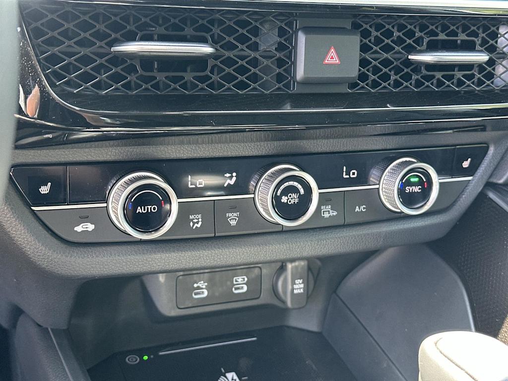 Thumbnail: 2025 Acura ADX - 27