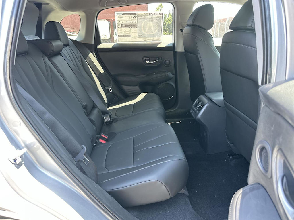 Thumbnail: 2025 Acura ADX - 13