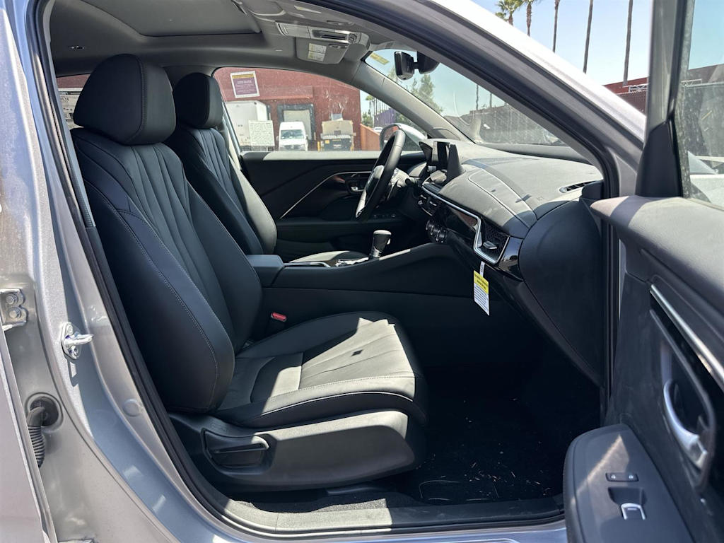 Thumbnail: 2025 Acura ADX - 12