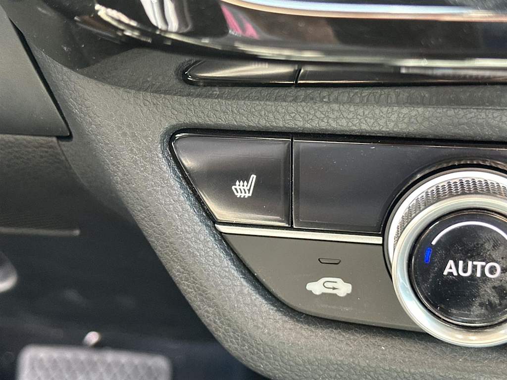 Thumbnail: 2025 Acura ADX - 23