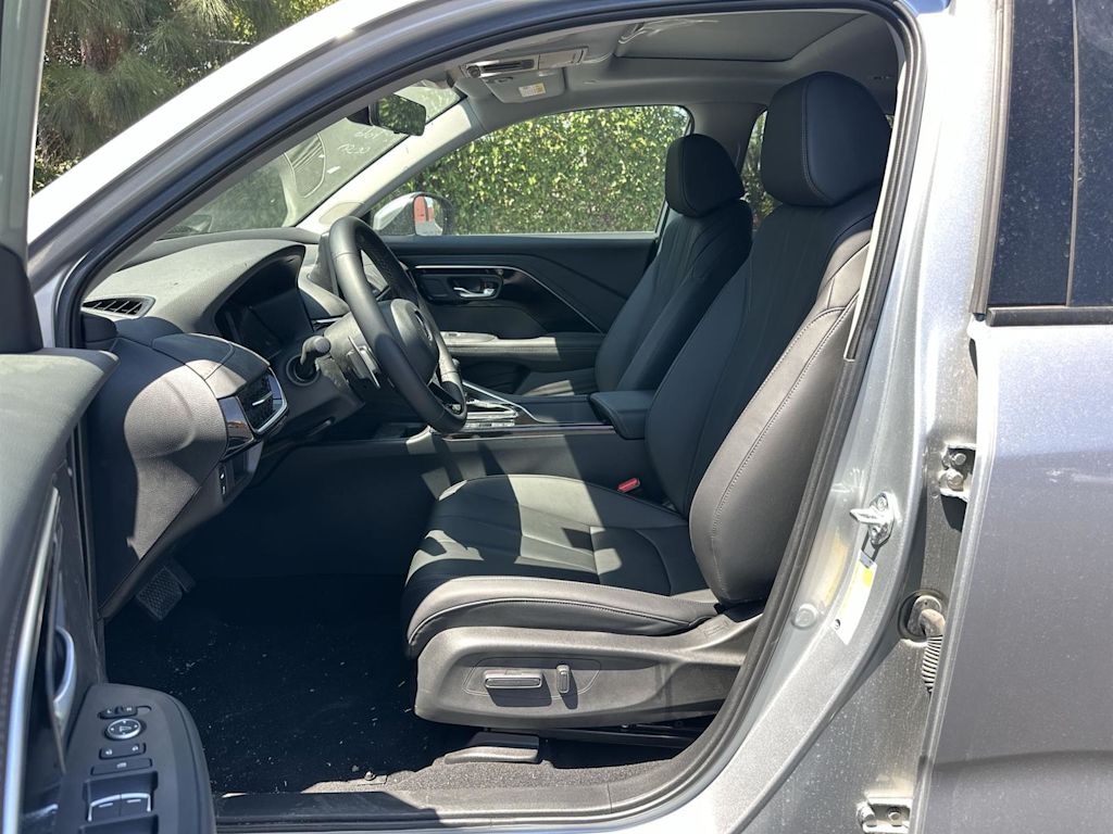 Thumbnail: 2025 Acura ADX - 11