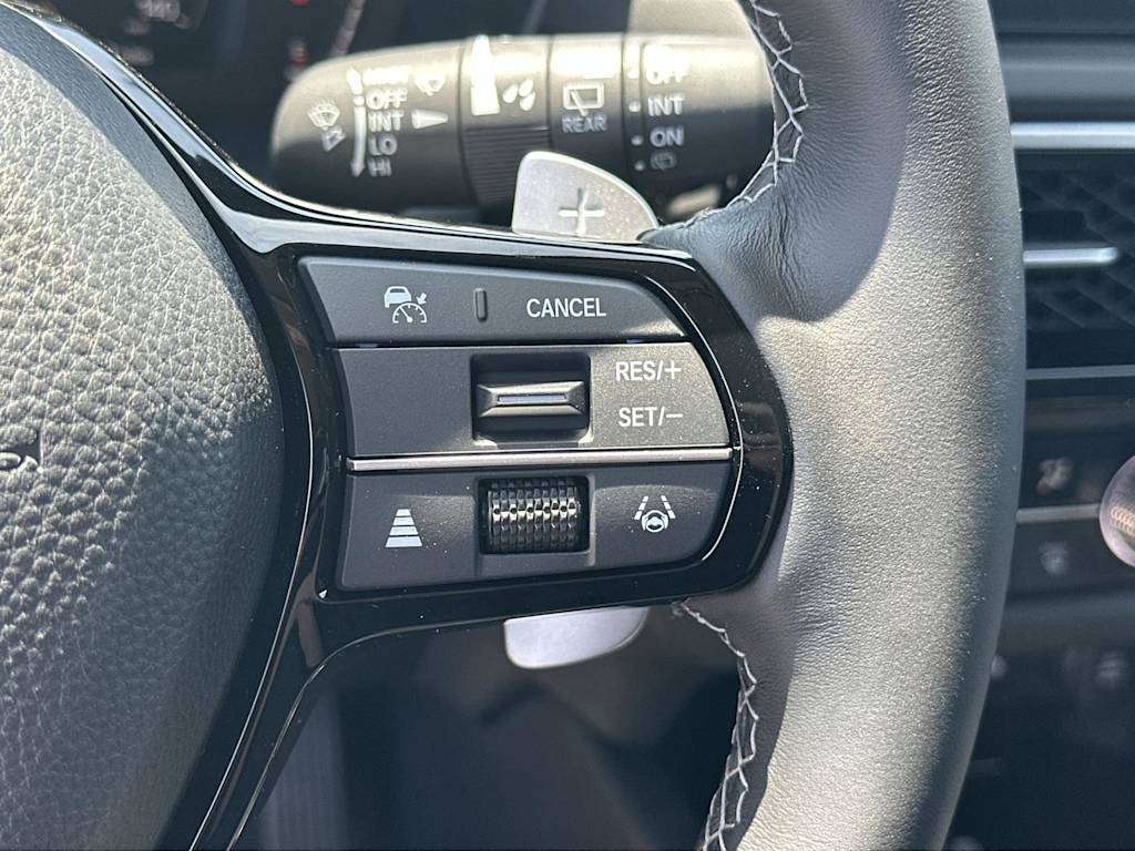 Thumbnail: 2025 Acura ADX - 23