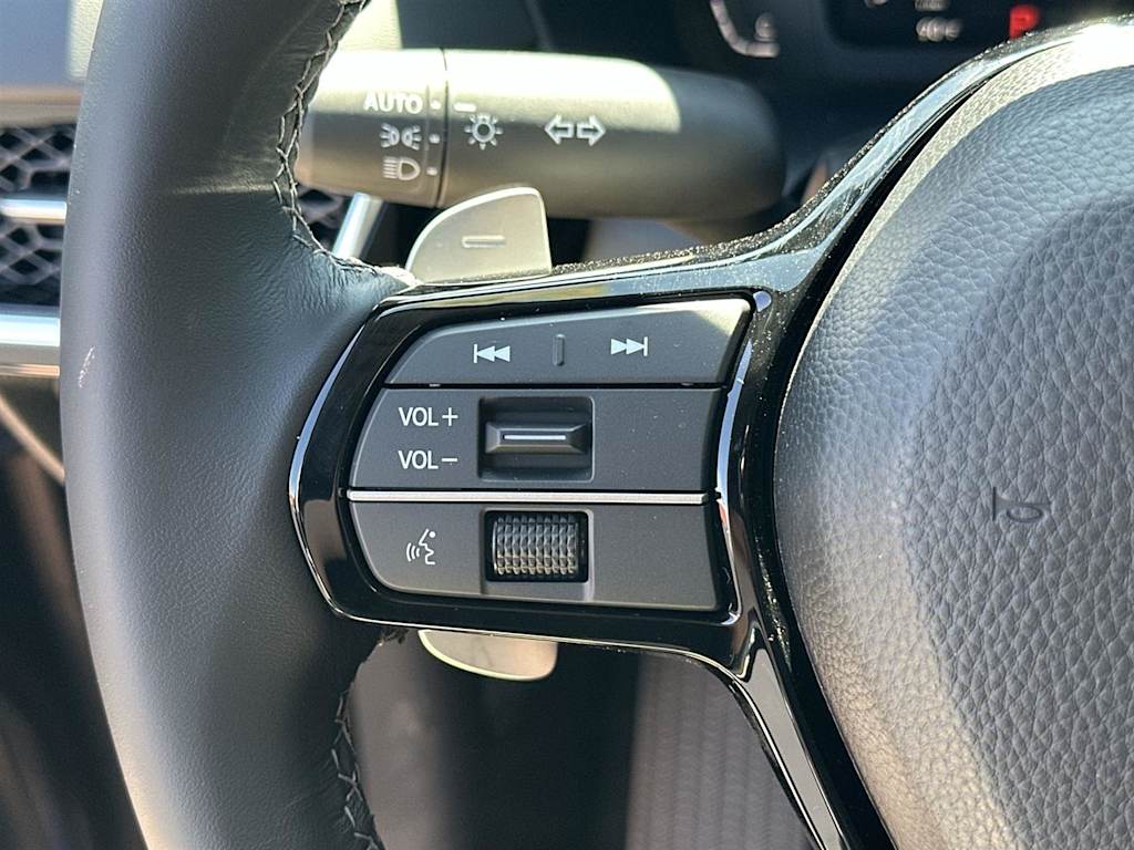 Thumbnail: 2025 Acura ADX - 21