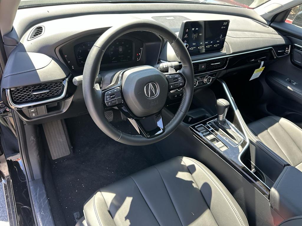 Thumbnail: 2025 Acura ADX - 2