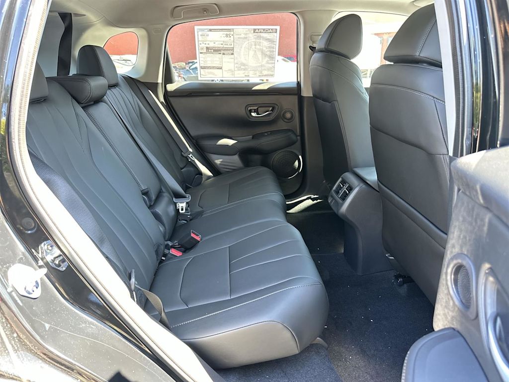 Thumbnail: 2025 Acura ADX - 13