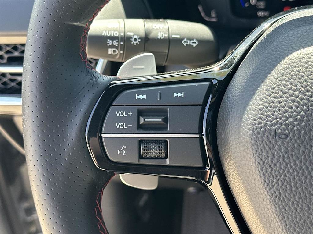 Thumbnail: 2025 Acura ADX - 21