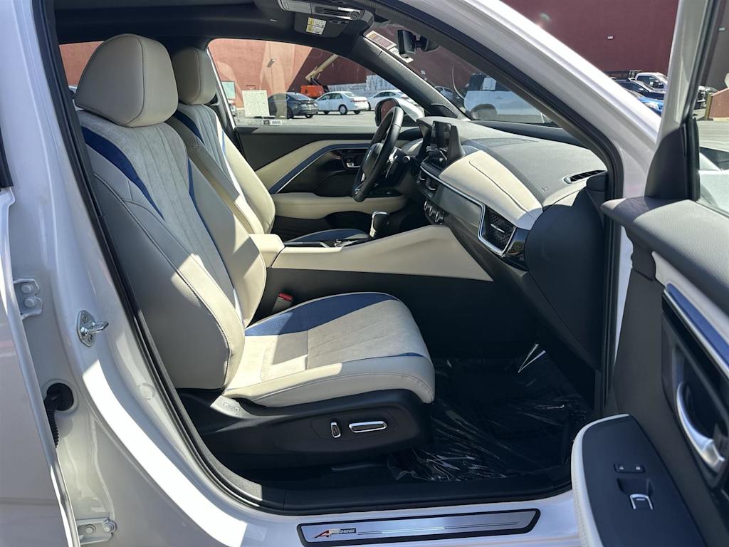 Thumbnail: 2025 Acura ADX - 11