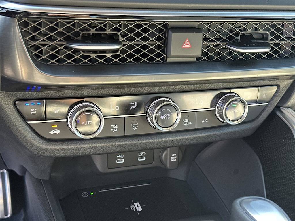 Thumbnail: 2025 Acura ADX - 27