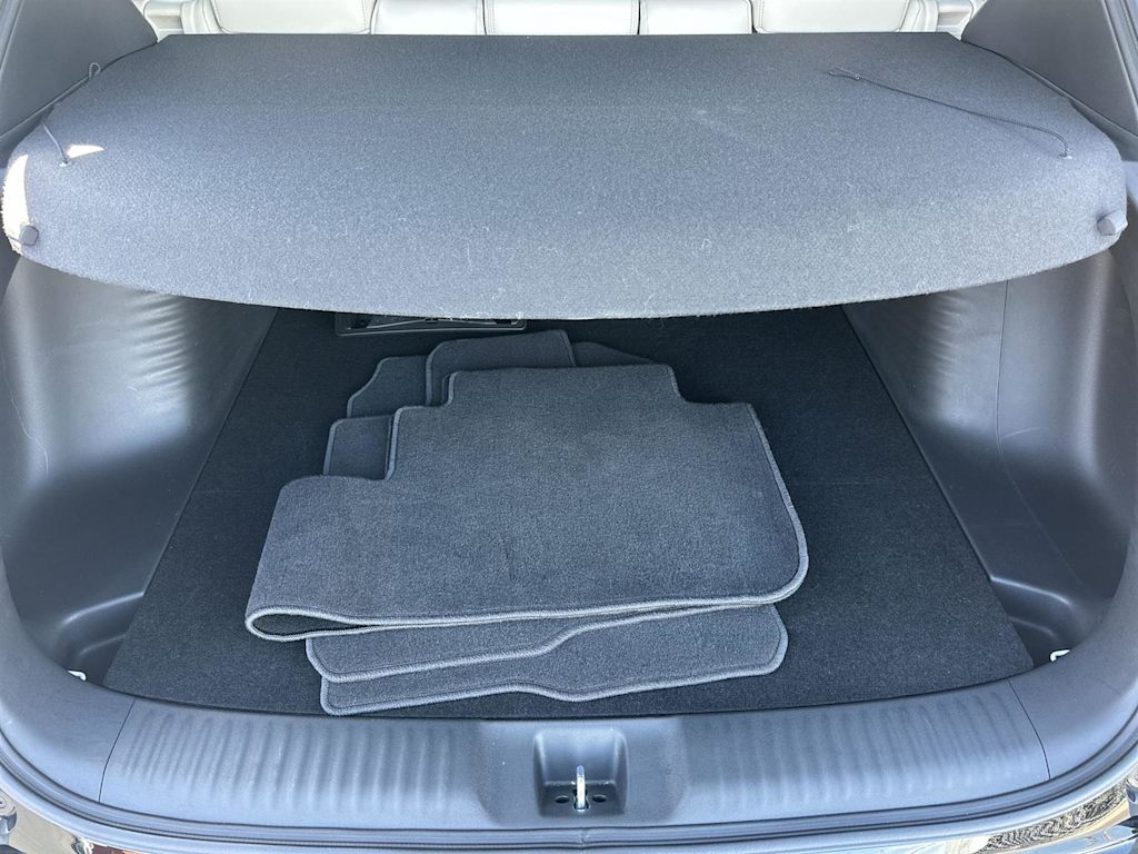 Thumbnail: 2025 Acura ADX - 18