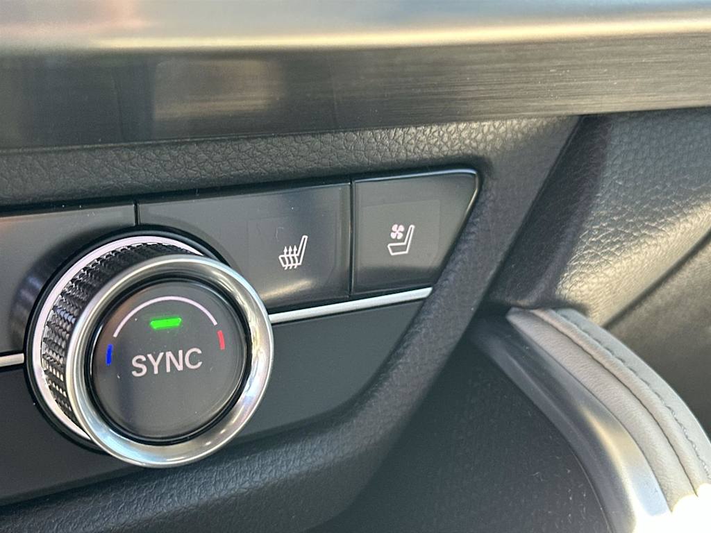 Thumbnail: 2025 Acura ADX - 23