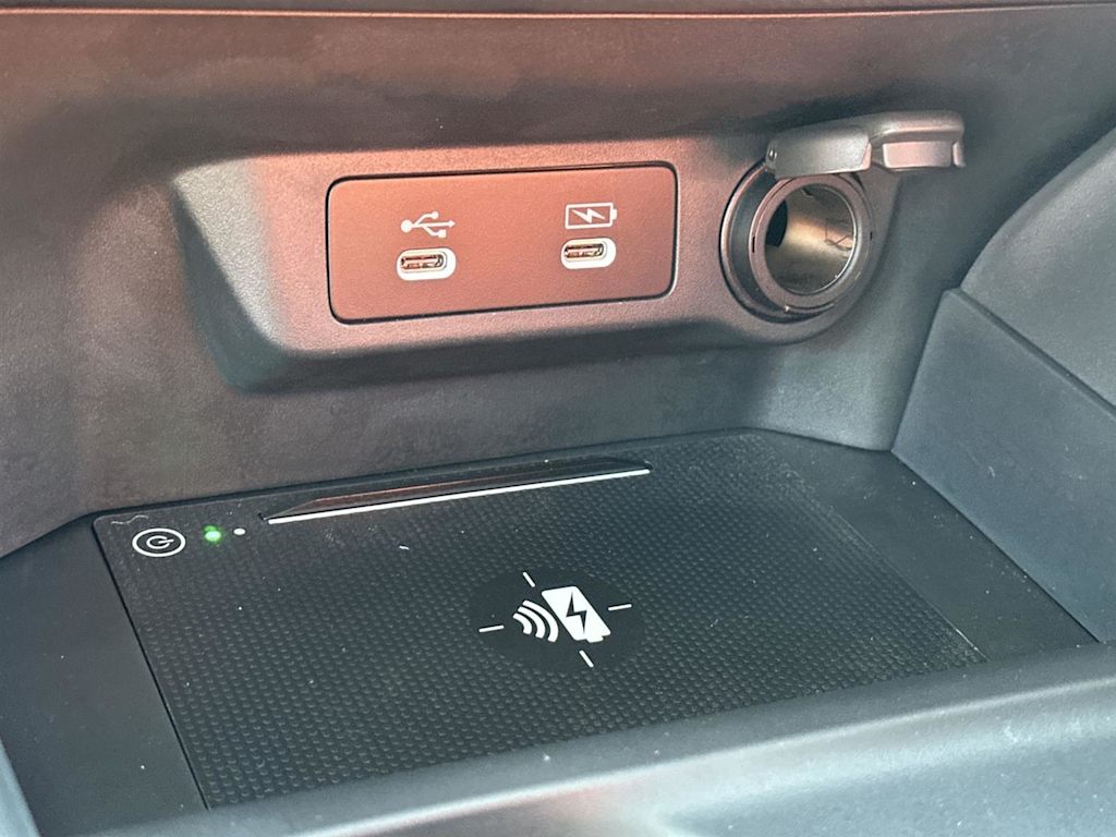 Thumbnail: 2025 Acura ADX - 26