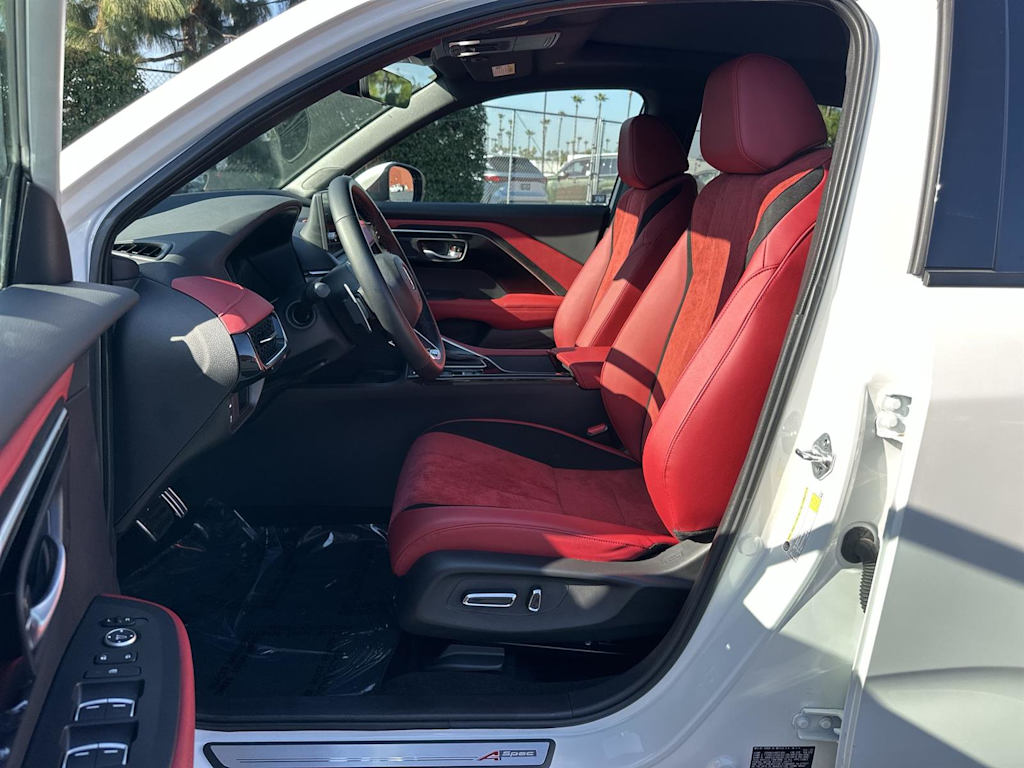 Thumbnail: 2025 Acura ADX - 10