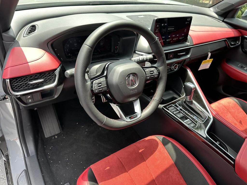 Thumbnail: 2025 Acura ADX - 2