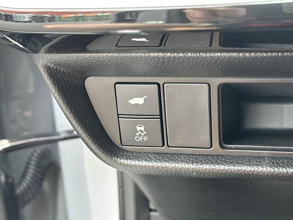 Thumbnail: 2025 Acura ADX - 29