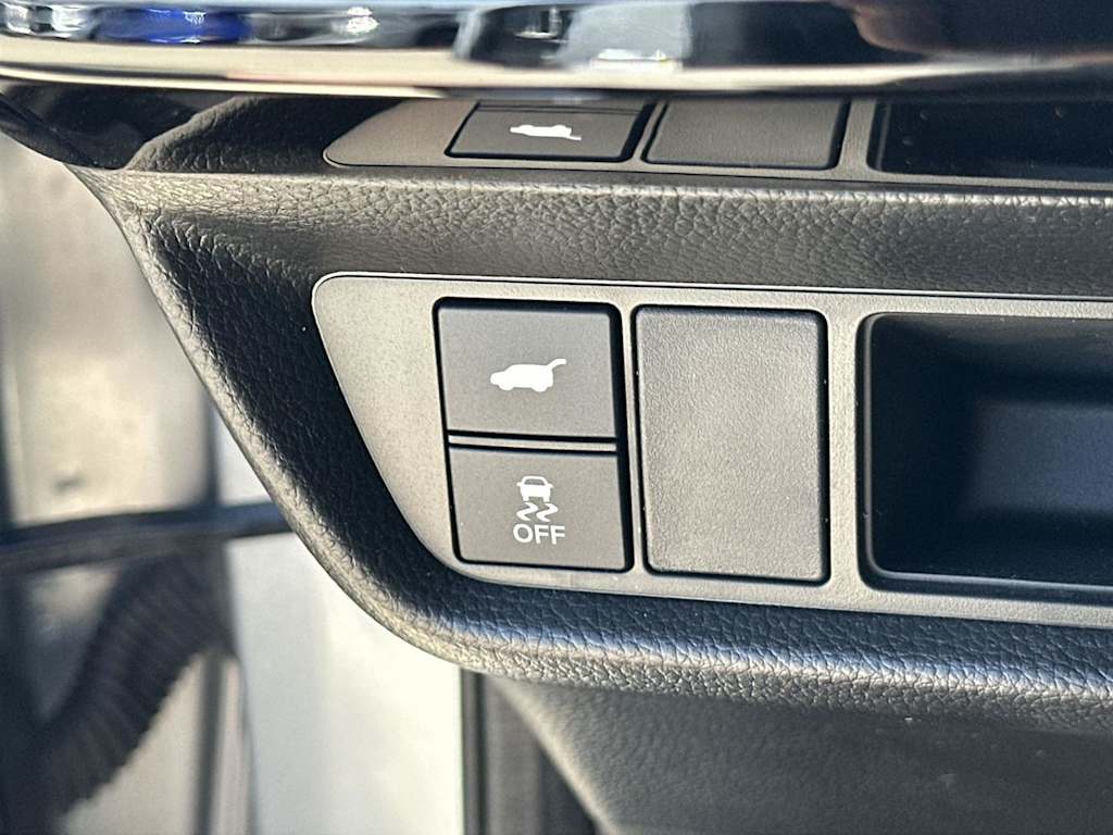 Thumbnail: 2025 Acura ADX - 27