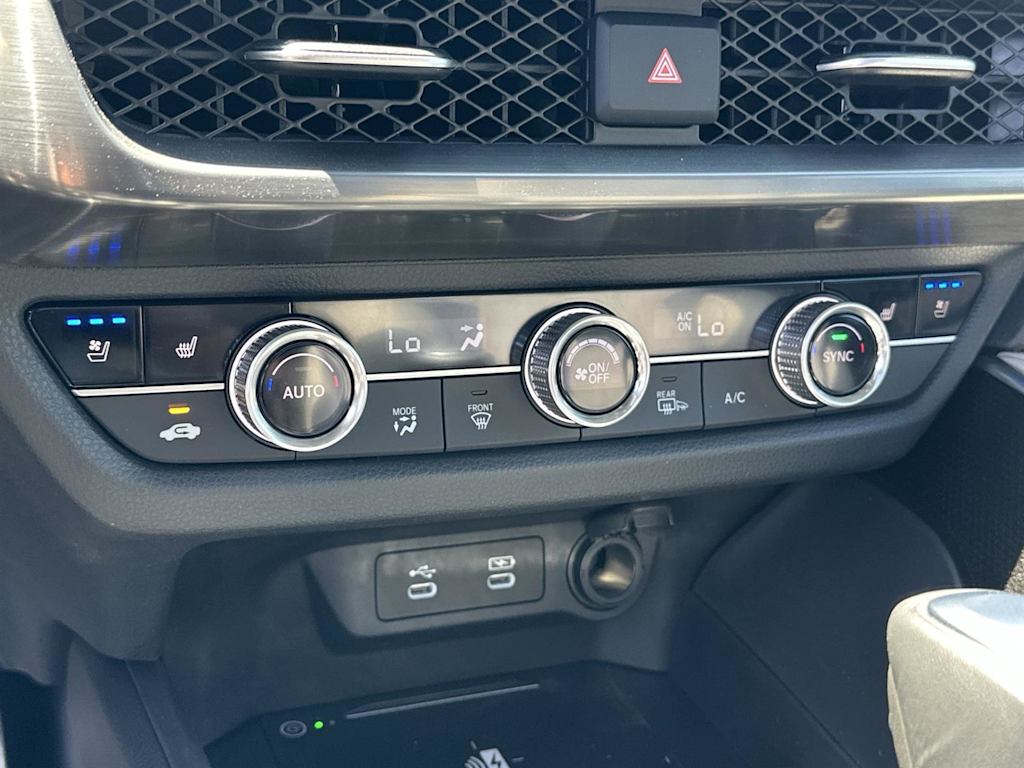 Thumbnail: 2025 Acura ADX - 27