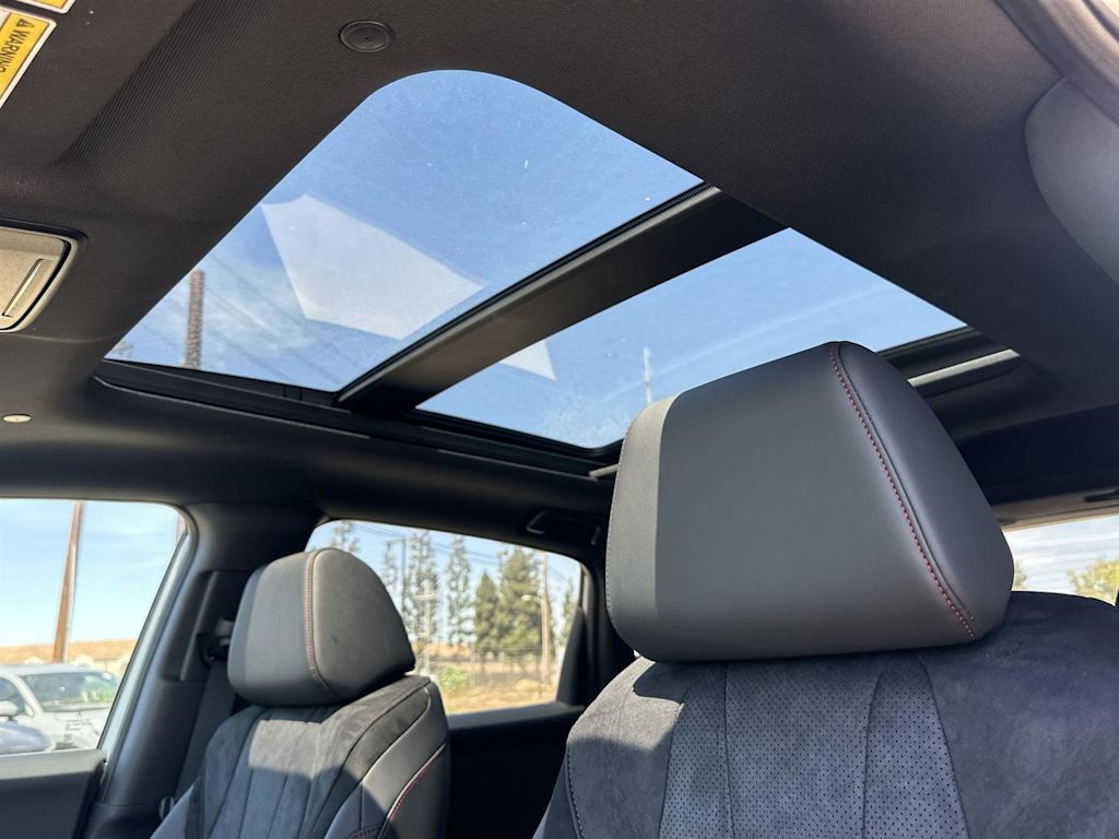 Thumbnail: 2025 Acura ADX - 29