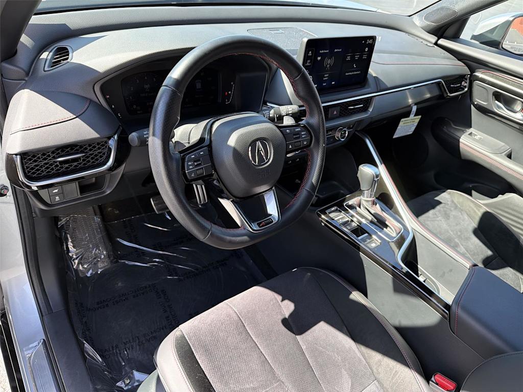 Thumbnail: 2025 Acura ADX - 2