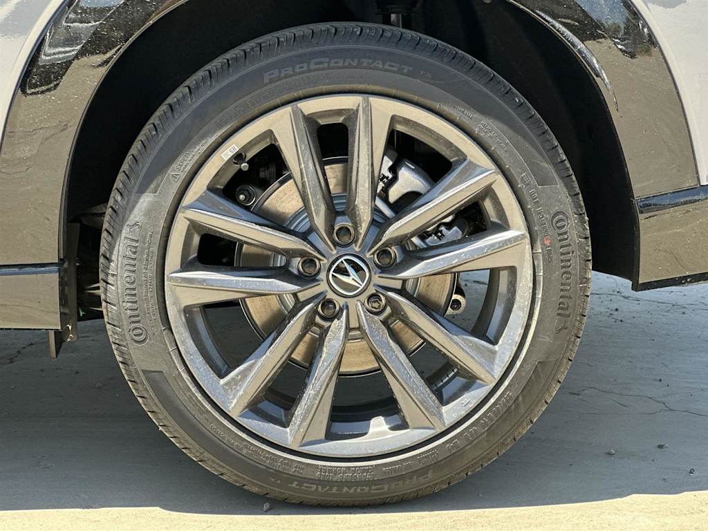 Thumbnail: 2025 Acura ADX - 9