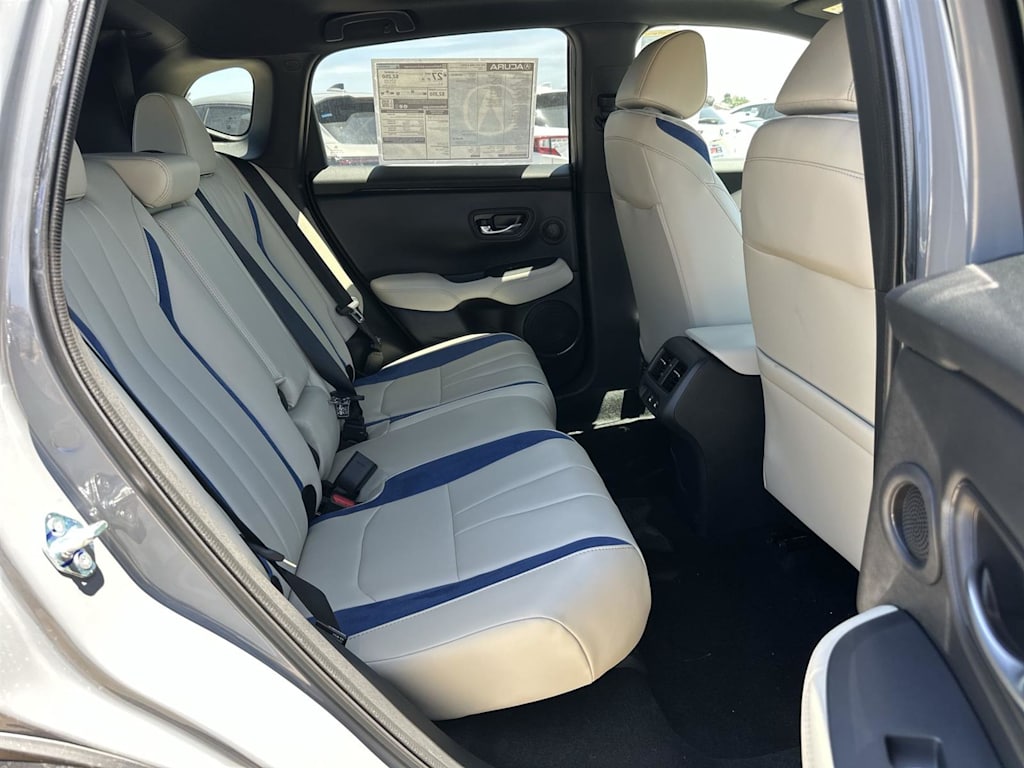 Thumbnail: 2025 Acura ADX - 14