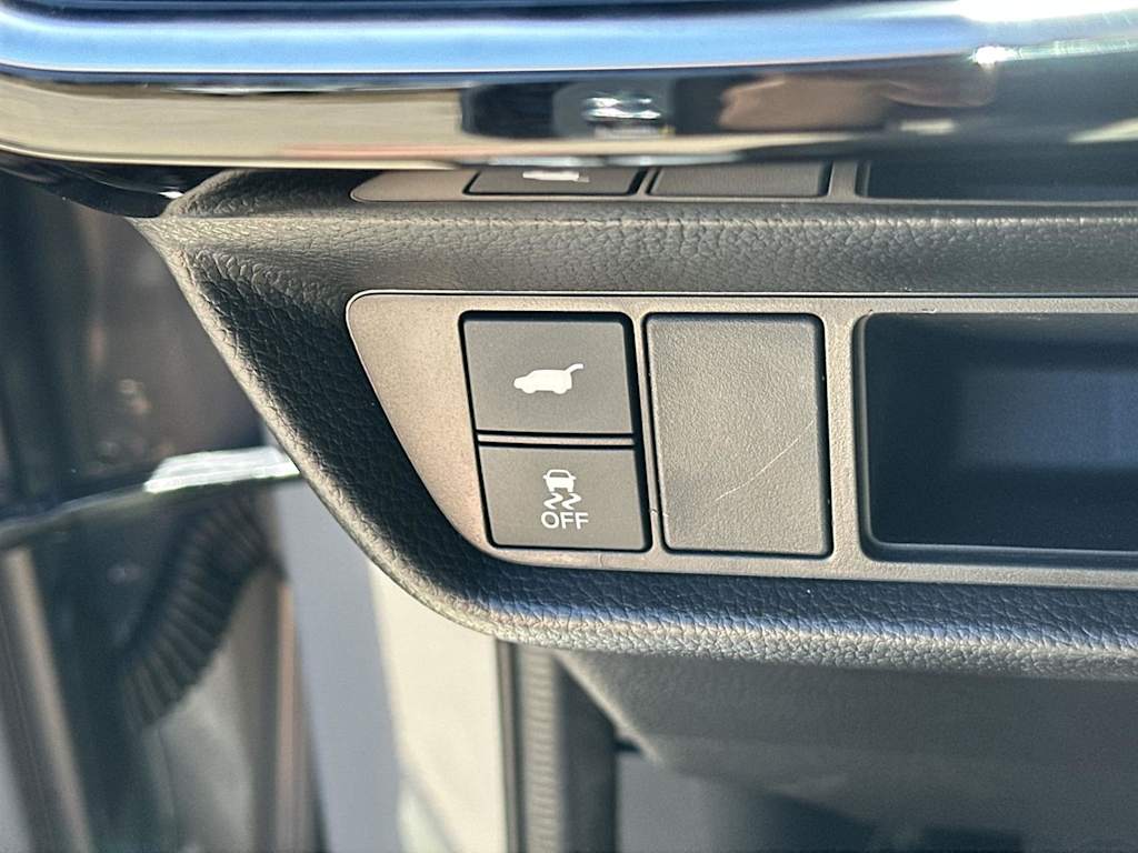 Thumbnail: 2025 Acura ADX - 28