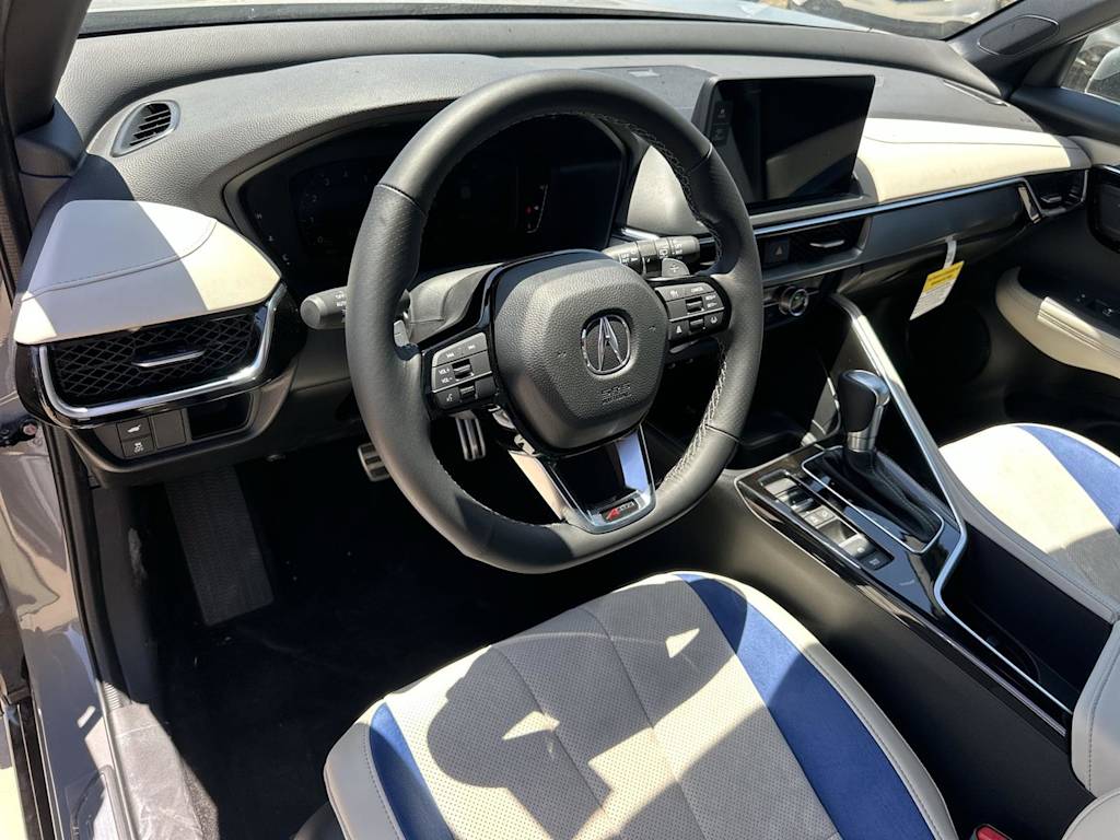 Thumbnail: 2025 Acura ADX - 3