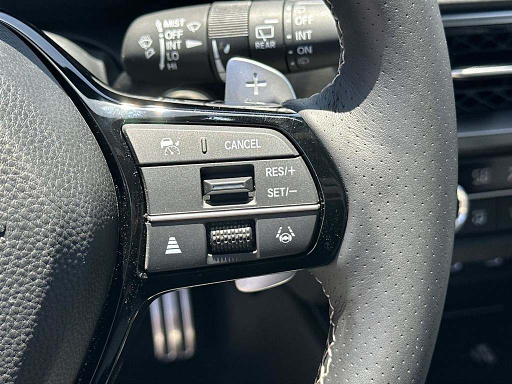 Thumbnail: 2025 Acura ADX - 22