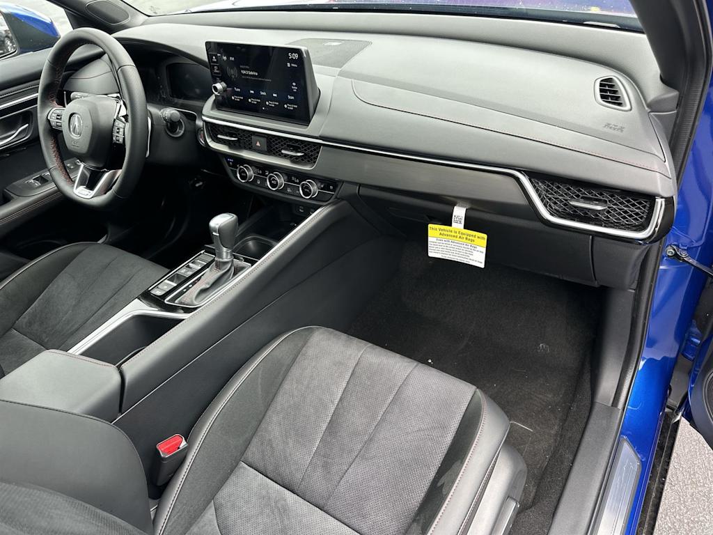 Thumbnail: 2025 Acura ADX - 14