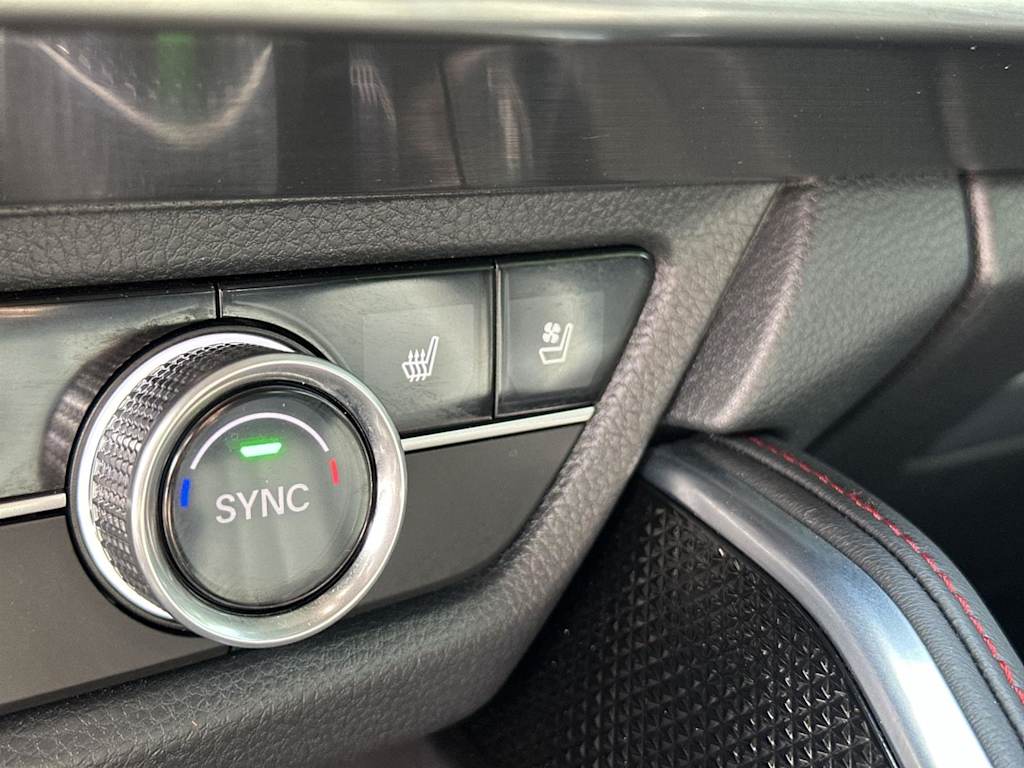 Thumbnail: 2025 Acura ADX - 26