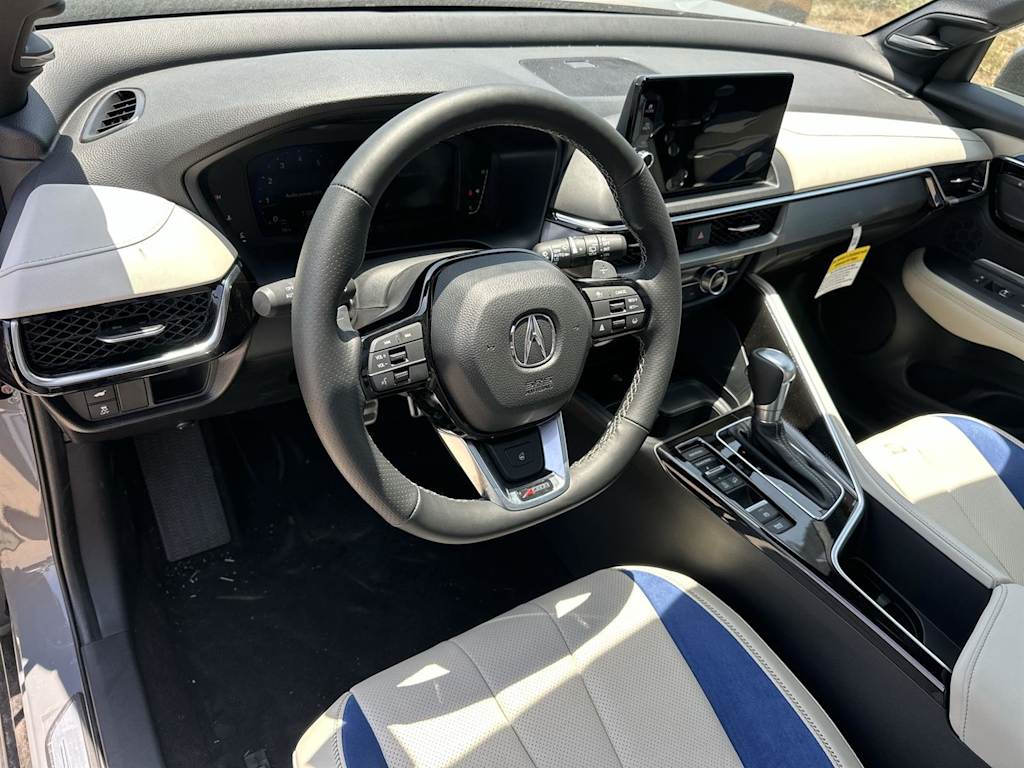 Thumbnail: 2025 Acura ADX - 2