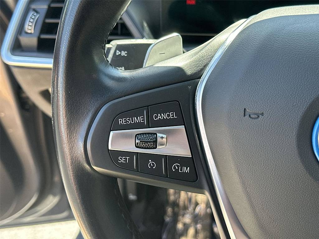 Thumbnail: 2024 BMW 3 Series - 24