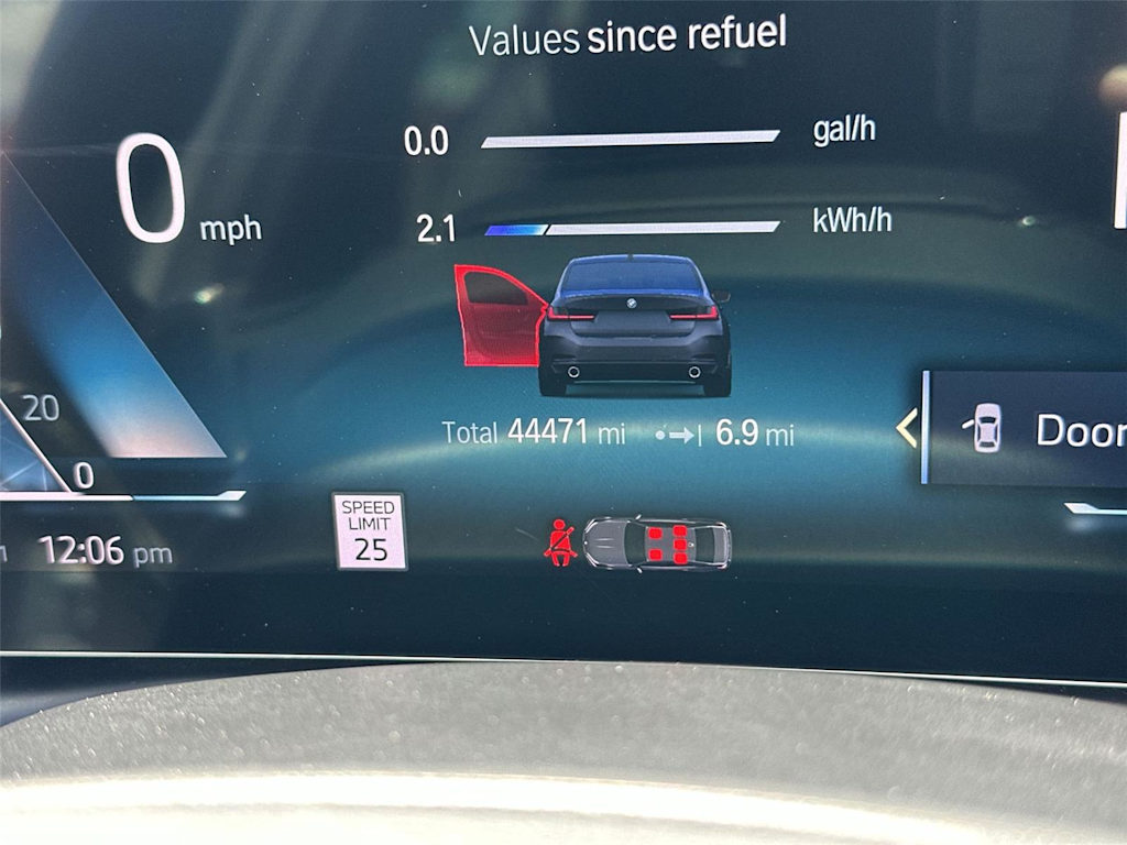 Thumbnail: 2024 BMW 3 Series - 17